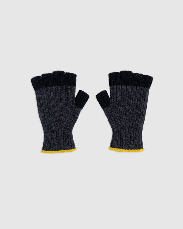 No Fingers In There Ribbed Gloves - Charcoal