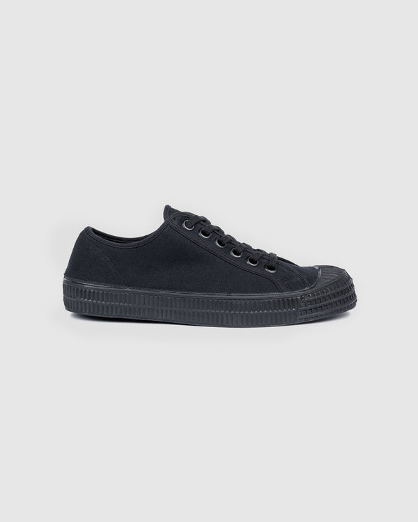 Star Master - All Black